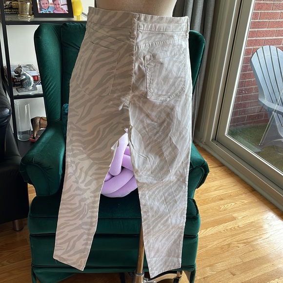 GAP jean Size US8 - Picture 5 of 6